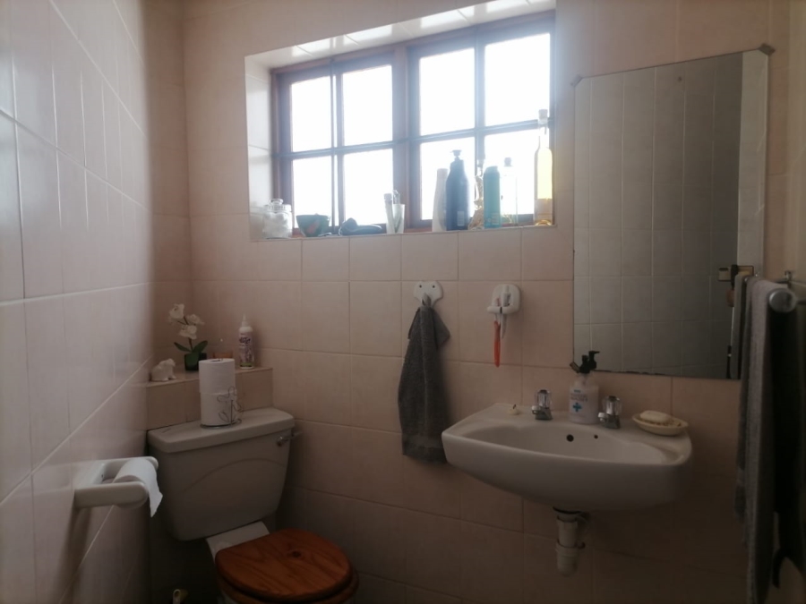 5 Bedroom Property for Sale in Piketberg Western Cape